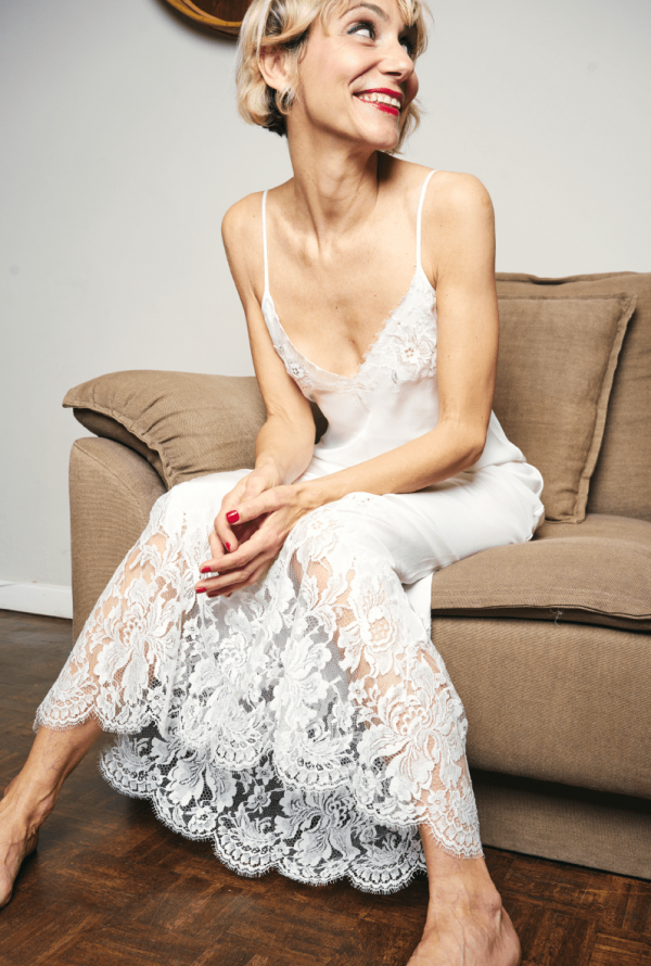 Abito per la notte con pizzo realizzato a mano